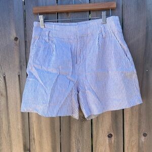Banana Republic pinstripe shorts size 4
